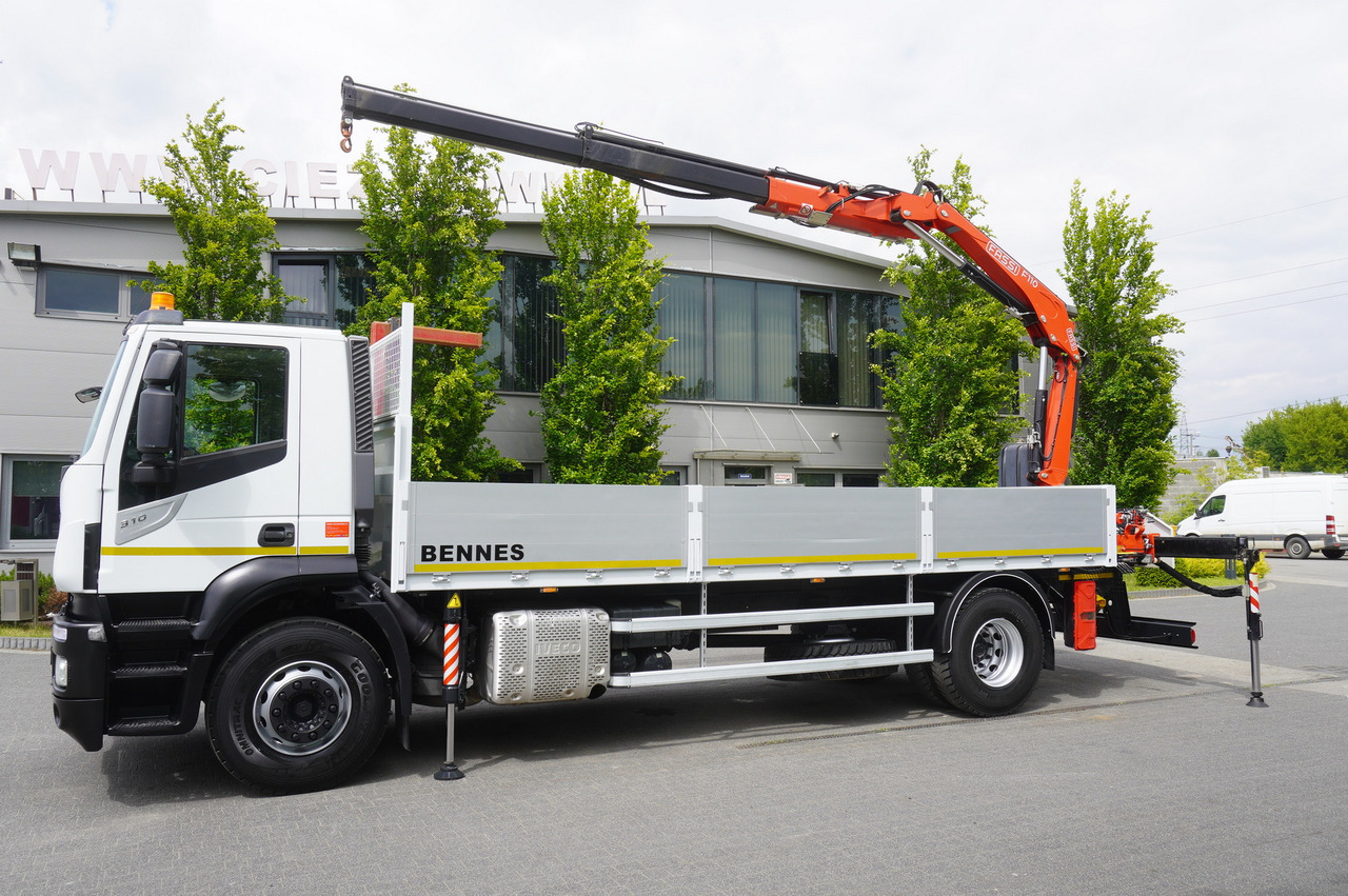 Iveco Stralis 310 / 34 tho km !!! / FASSI 4 Tons 400 MTH! / Flatbed - Camión grúa, Camión grúa: foto 5 Iveco Stralis 310 / 34 tho km !!! / FASSI 4 Tons 400 MTH! / Flatbed - Camión grúa, Camión grúa: foto 5