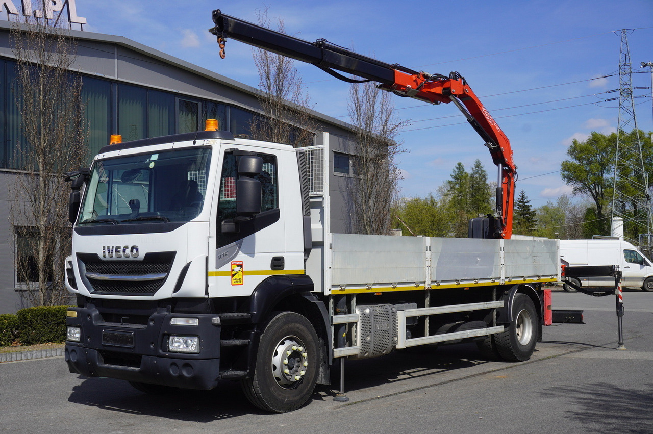 Iveco Stralis 310 / 34 tho km !!! / FASSI 4 Tons 400 MTH! / Flatbed - Camión grúa, Camión grúa: foto 1 Iveco Stralis 310 / 34 tho km !!! / FASSI 4 Tons 400 MTH! / Flatbed - Camión grúa, Camión grúa: foto 1