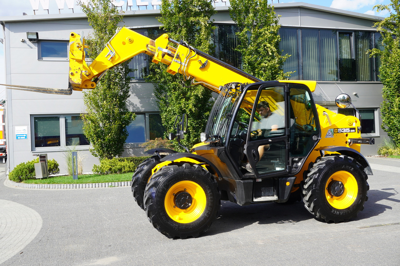 JCB 535-95 / 3.5 T / range 9.5 m / 700 MTH!! - Cargadora de ruedas telescópica: foto 5 JCB 535-95 / 3.5 T / range 9.5 m / 700 MTH!! - Cargadora de ruedas telescópica: foto 5