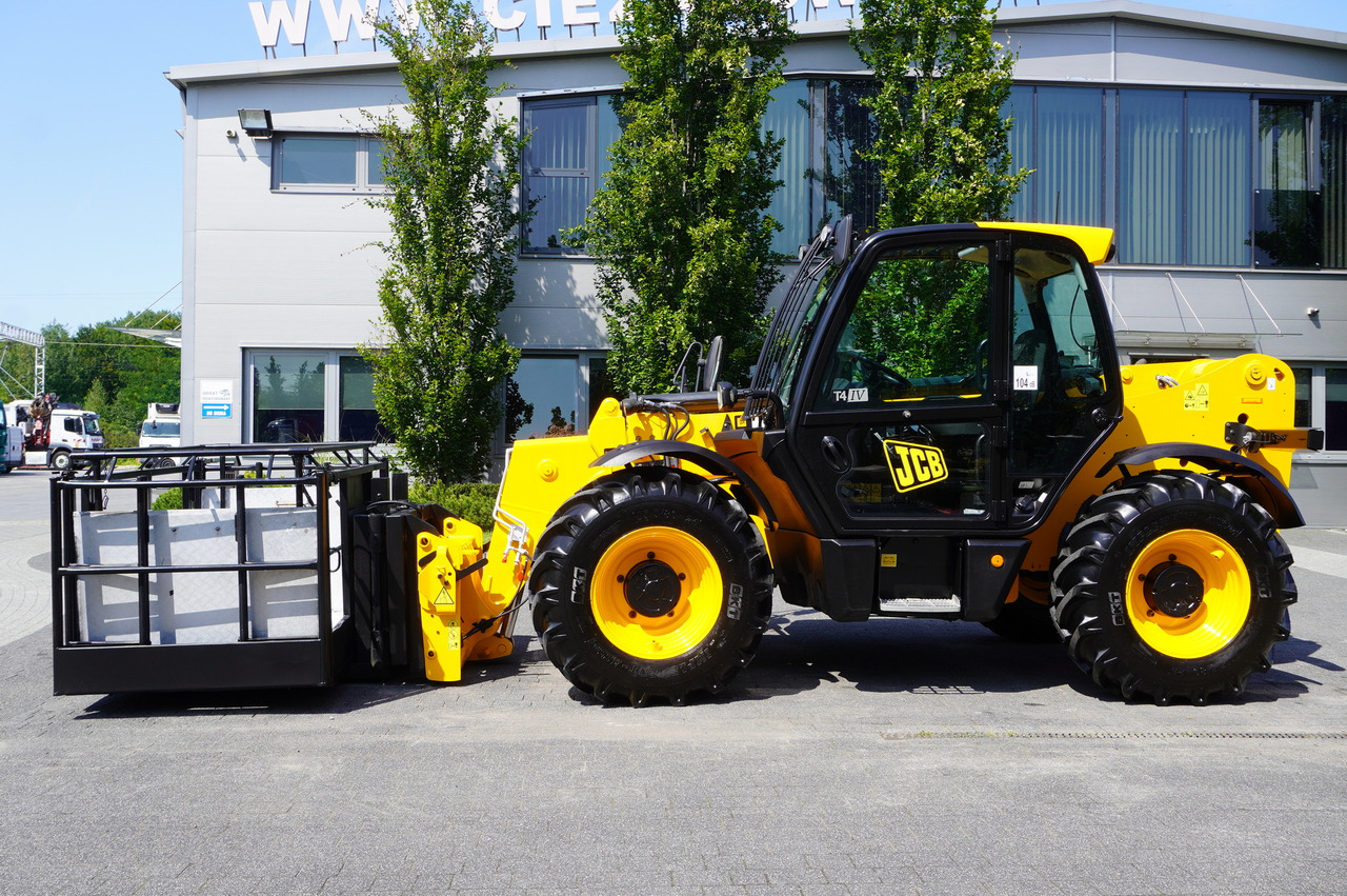 JCB 535-95 / 3.5 T / range 9.5 m / joystick - Cargadora de ruedas telescópica: foto 2 JCB 535-95 / 3.5 T / range 9.5 m / joystick - Cargadora de ruedas telescópica: foto 2