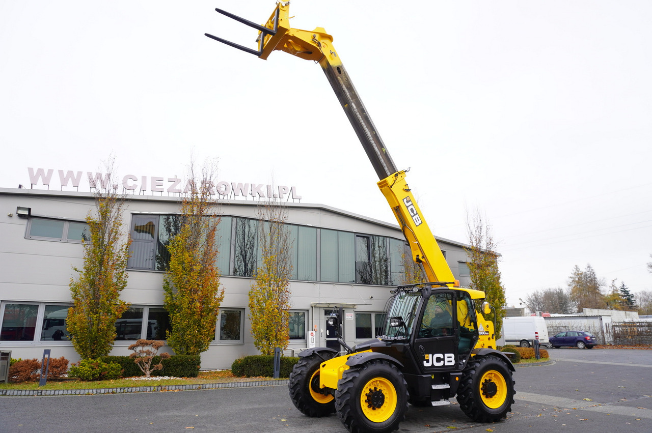 JCB 560-80 / 6 ton lifting capacity / power 146 HP - Cargadora de ruedas telescópica: foto 1 JCB 560-80 / 6 ton lifting capacity / power 146 HP - Cargadora de ruedas telescópica: foto 1