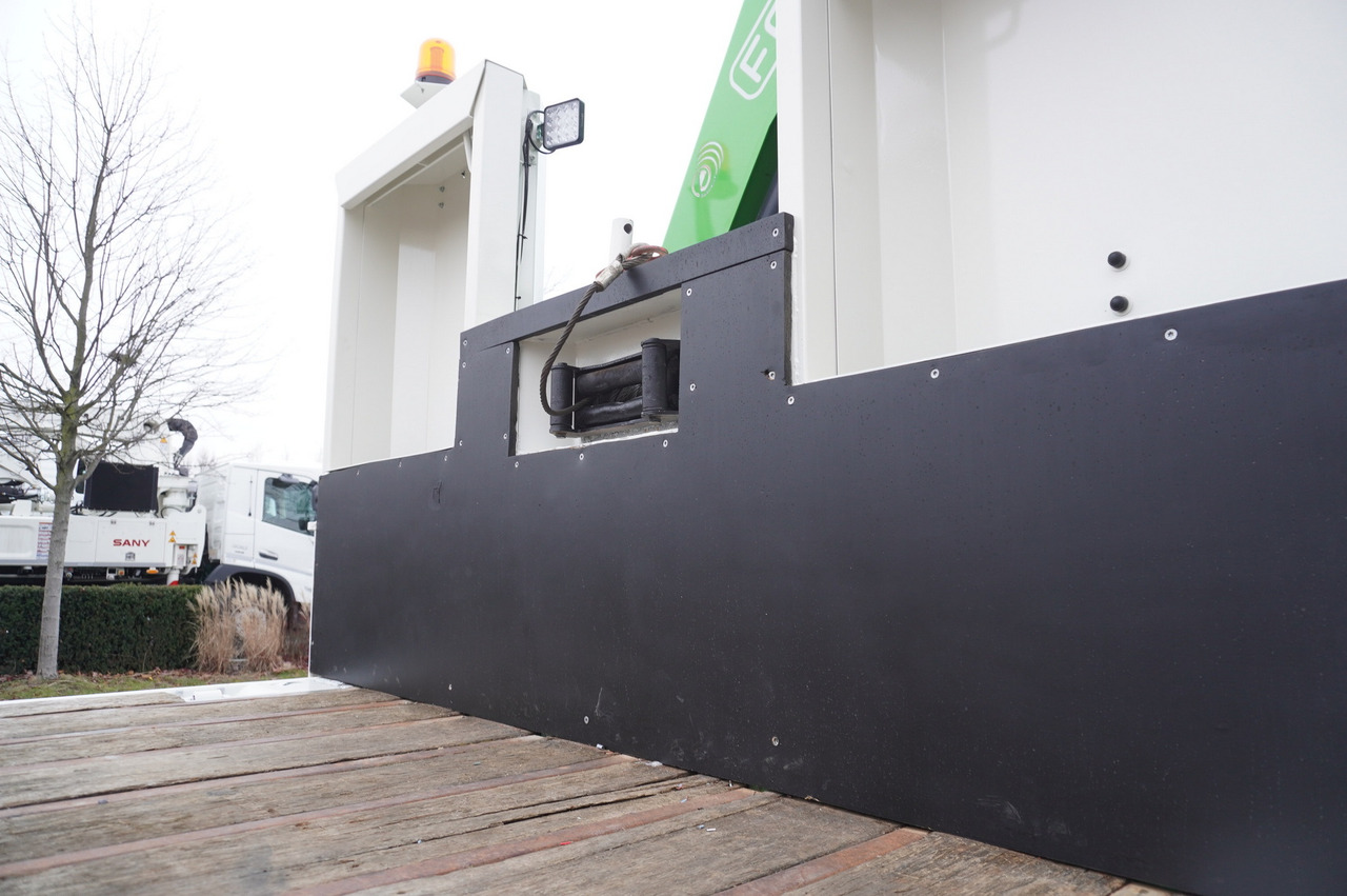 MAN TGS 35.360 E5 8x2 / HDS HIAB XS 166 HIDUO / 6.2 t lifting capacity / 12 m reach - Camión grúa: foto 5 MAN TGS 35.360 E5 8x2 / HDS HIAB XS 166 HIDUO / 6.2 t lifting capacity / 12 m reach - Camión grúa: foto 5