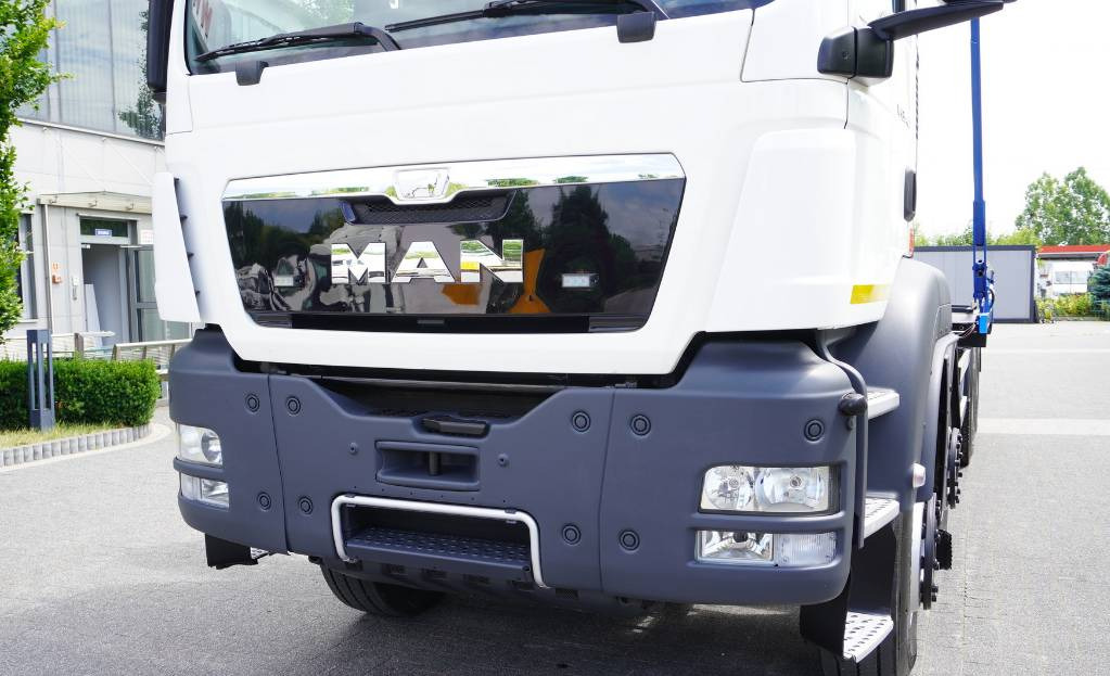 Camión multibasculante MAN TGS 35.400 8×4 HYVA LIFT 32.56 SE hooklift: foto 17