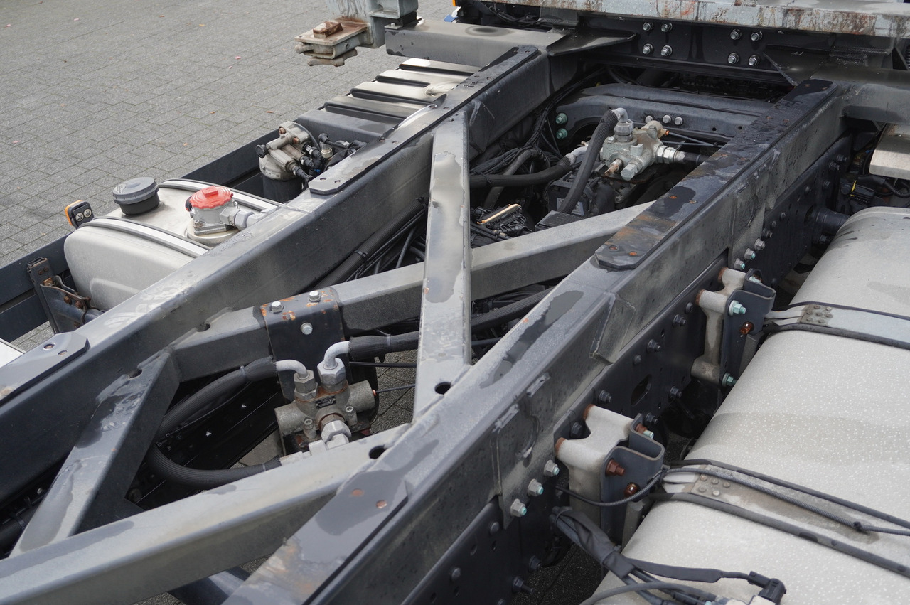 Camión volquete MAN TGX 26.470 6x2 COINTAINERKIPPER HYVA HIRMSCHLING / 200 tho. km!: foto 13