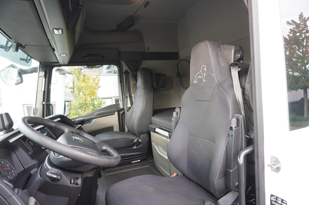 Camión volquete MAN TGX 26.470 6x2 COINTAINERKIPPER HYVA HIRMSCHLING / 200 tho. km!: foto 21