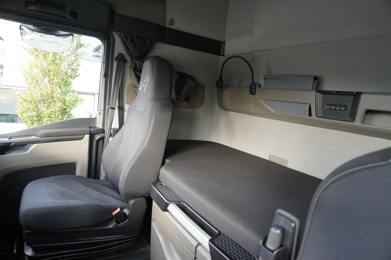 Camión volquete MAN TGX 26.470 6x2 COINTAINERKIPPER HYVA HIRMSCHLING / 200 tho. km!: foto 23