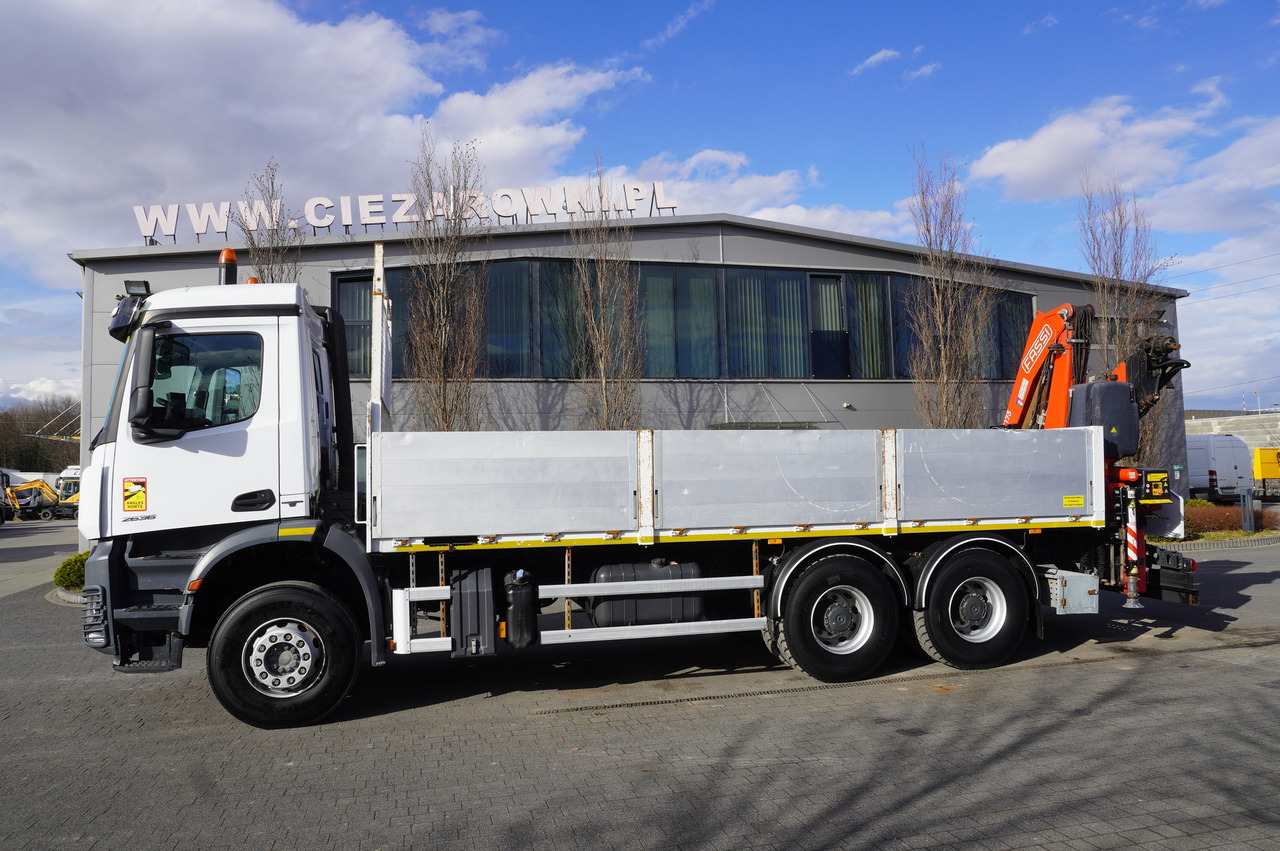 MERCEDES-BENZ AROCS 2636 Flatbed / HDS FASSI F175 7.7 T / 150,000 km - Autogrúa: foto 3 MERCEDES-BENZ AROCS 2636 Flatbed / HDS FASSI F175 7.7 T / 150,000 km - Autogrúa: foto 3