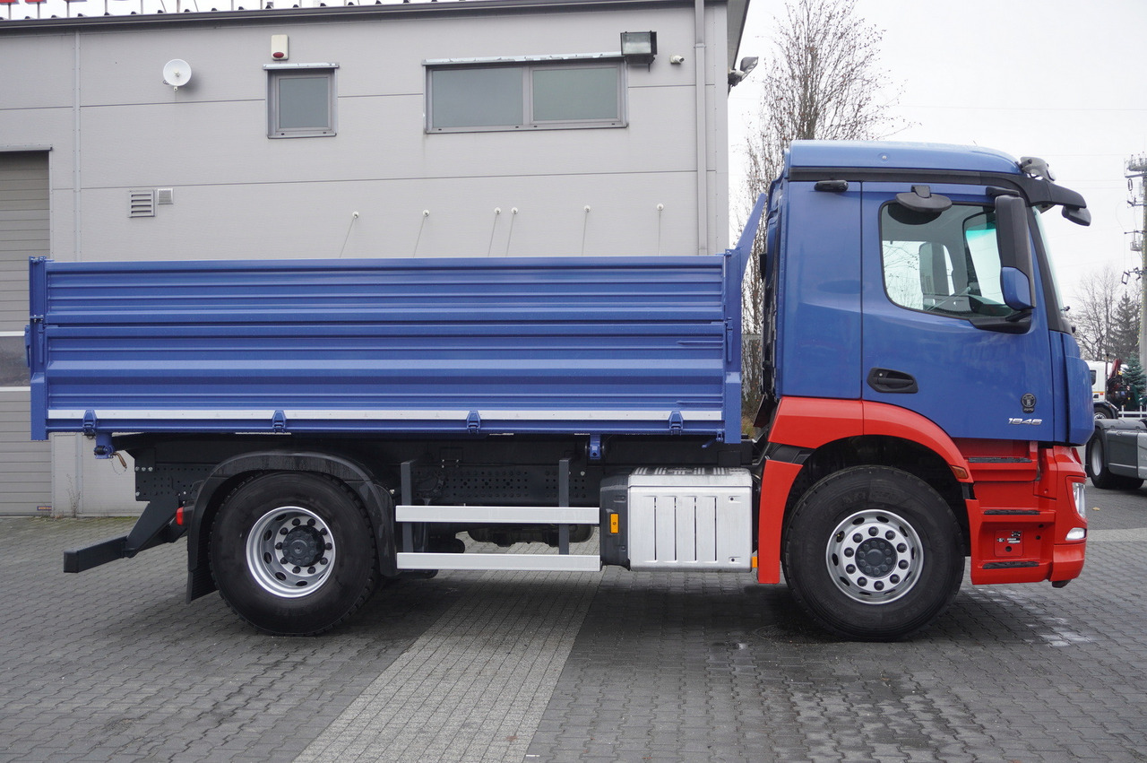MERCEDES-BENZ Actros 1846 4×2 / NEW 3-sided tipper / 10 t load cap / Diff. lock - Camión volquete: foto 5 MERCEDES-BENZ Actros 1846 4×2 / NEW 3-sided tipper / 10 t load cap / Diff. lock - Camión volquete: foto 5