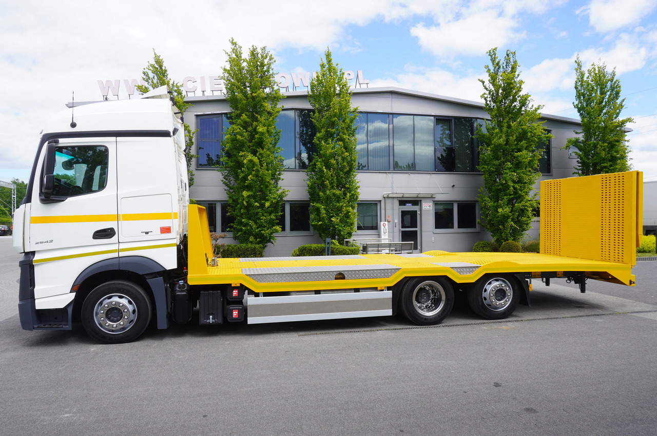 MERCEDES-BENZ Actros 2542 / NEW tow truck / steered 3rd axle - Grua de remolque autos: foto 3 MERCEDES-BENZ Actros 2542 / NEW tow truck / steered 3rd axle - Grua de remolque autos: foto 3