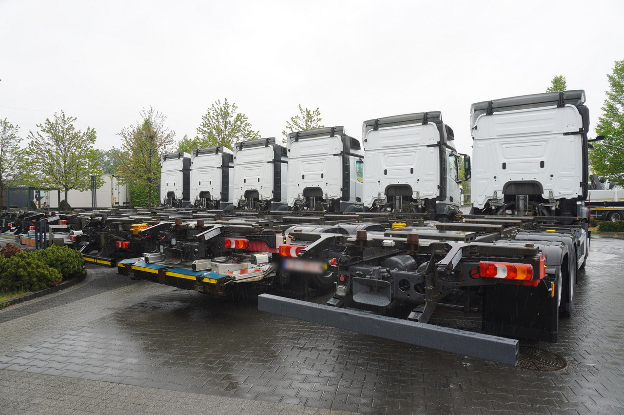 MERCEDES-BENZ Actros 2545 6×2 MP5 / FULL ADR / 12 units - Camión portacontenedore/ Intercambiable: foto 5 MERCEDES-BENZ Actros 2545 6×2 MP5 / FULL ADR / 12 units - Camión portacontenedore/ Intercambiable: foto 5