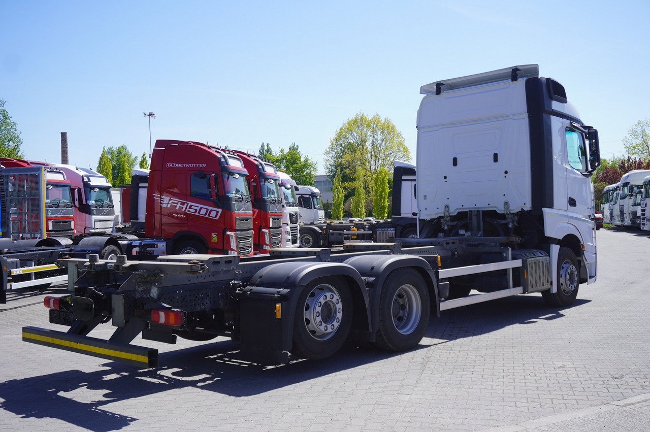 MERCEDES-BENZ Actros 2545 6×2 MP5 / Full ADR / BDF - Camión portacontenedore/ Intercambiable: foto 5 MERCEDES-BENZ Actros 2545 6×2 MP5 / Full ADR / BDF - Camión portacontenedore/ Intercambiable: foto 5