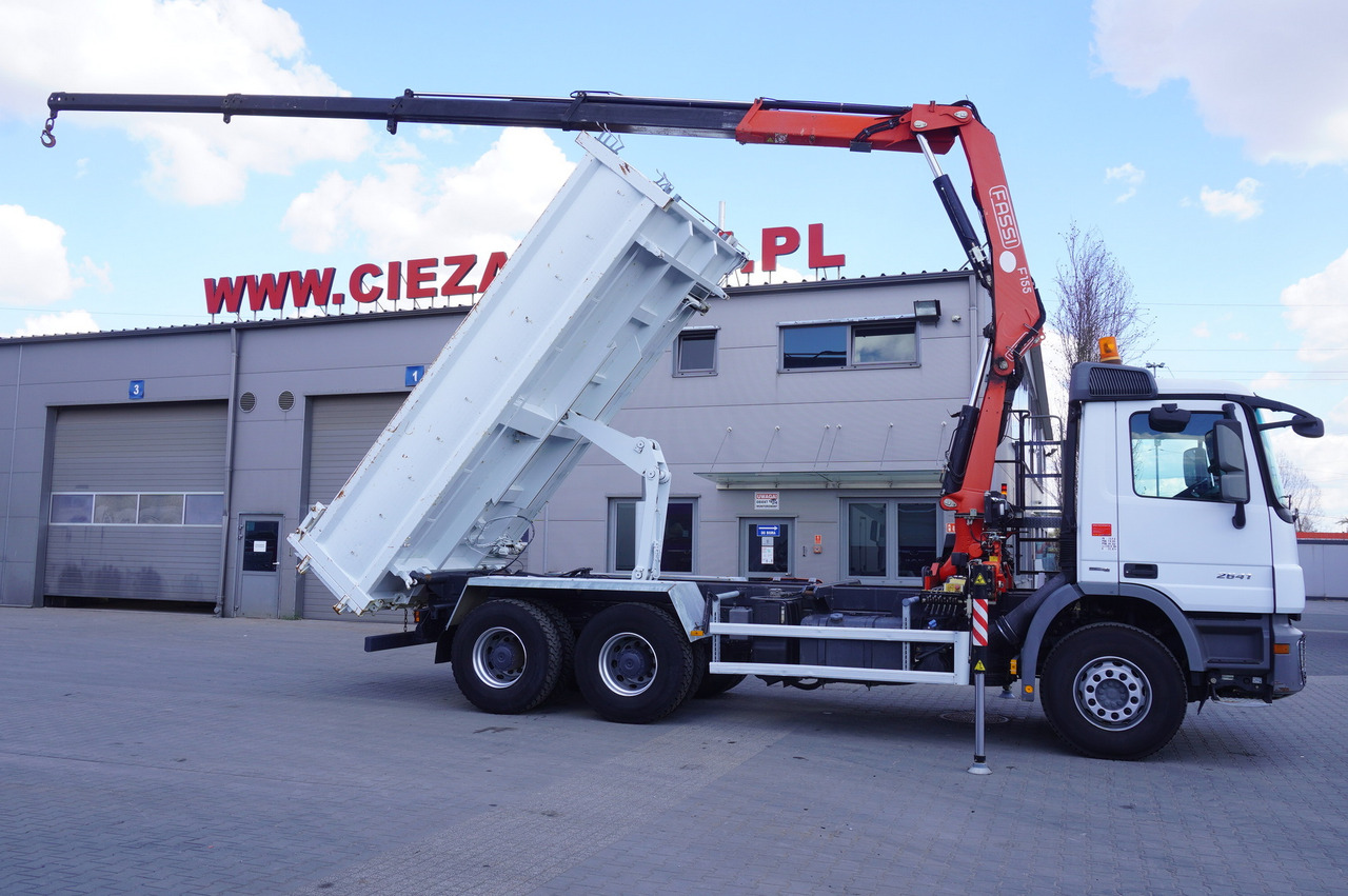 MERCEDES-BENZ Actros 2641 6×4 E5 / Crane / Dumper / 110000 km! - Autogrúa: foto 3 MERCEDES-BENZ Actros 2641 6×4 E5 / Crane / Dumper / 110000 km! - Autogrúa: foto 3