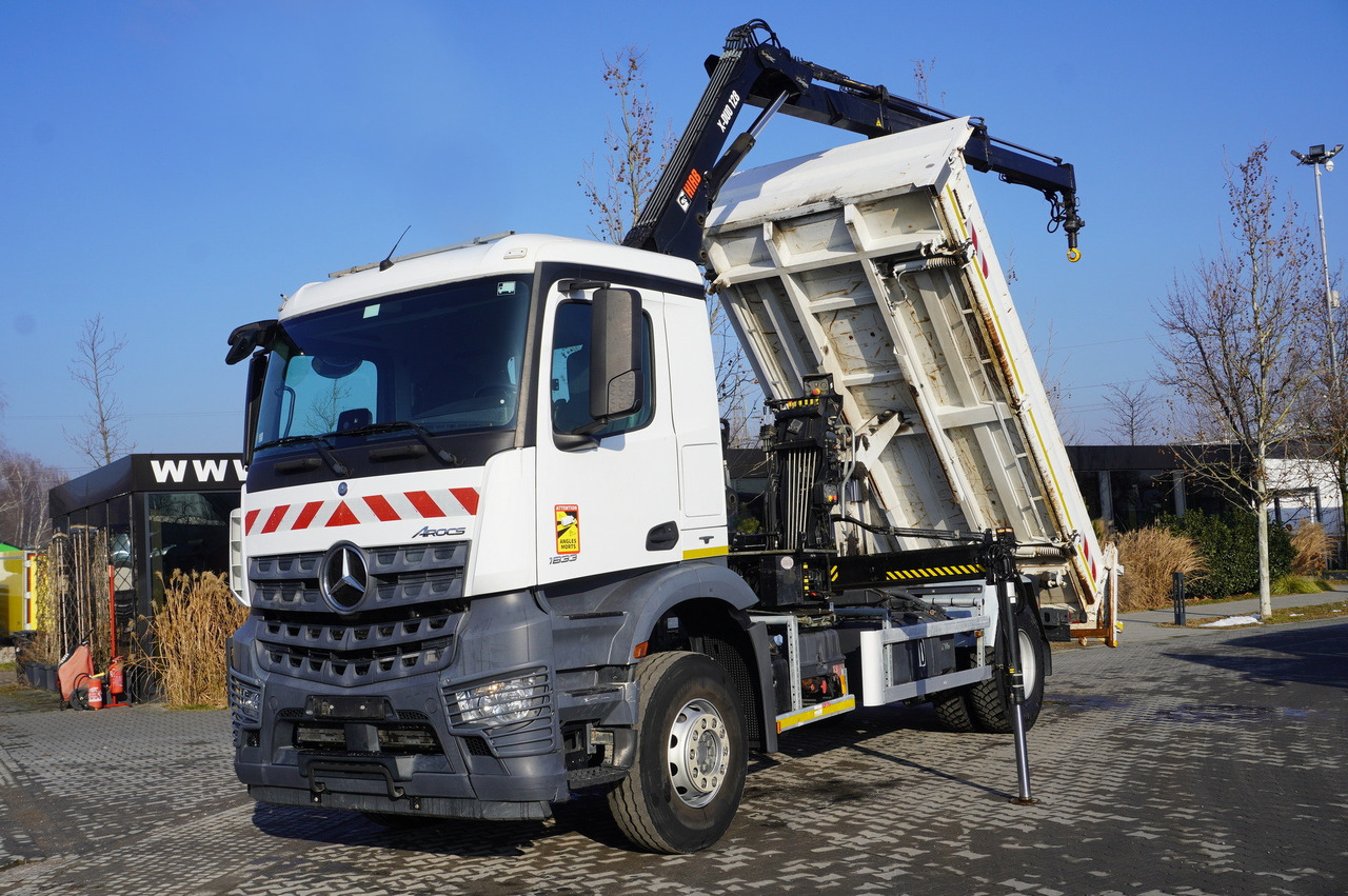MERCEDES-BENZ Arocs 1833 / 87,000 km!!! / Hds HIAB X-DUO 128 B-2 / three-sided tipper - Camión grúa, Camión grúa: foto 1 MERCEDES-BENZ Arocs 1833 / 87,000 km!!! / Hds HIAB X-DUO 128 B-2 / three-sided tipper - Camión grúa, Camión grúa: foto 1