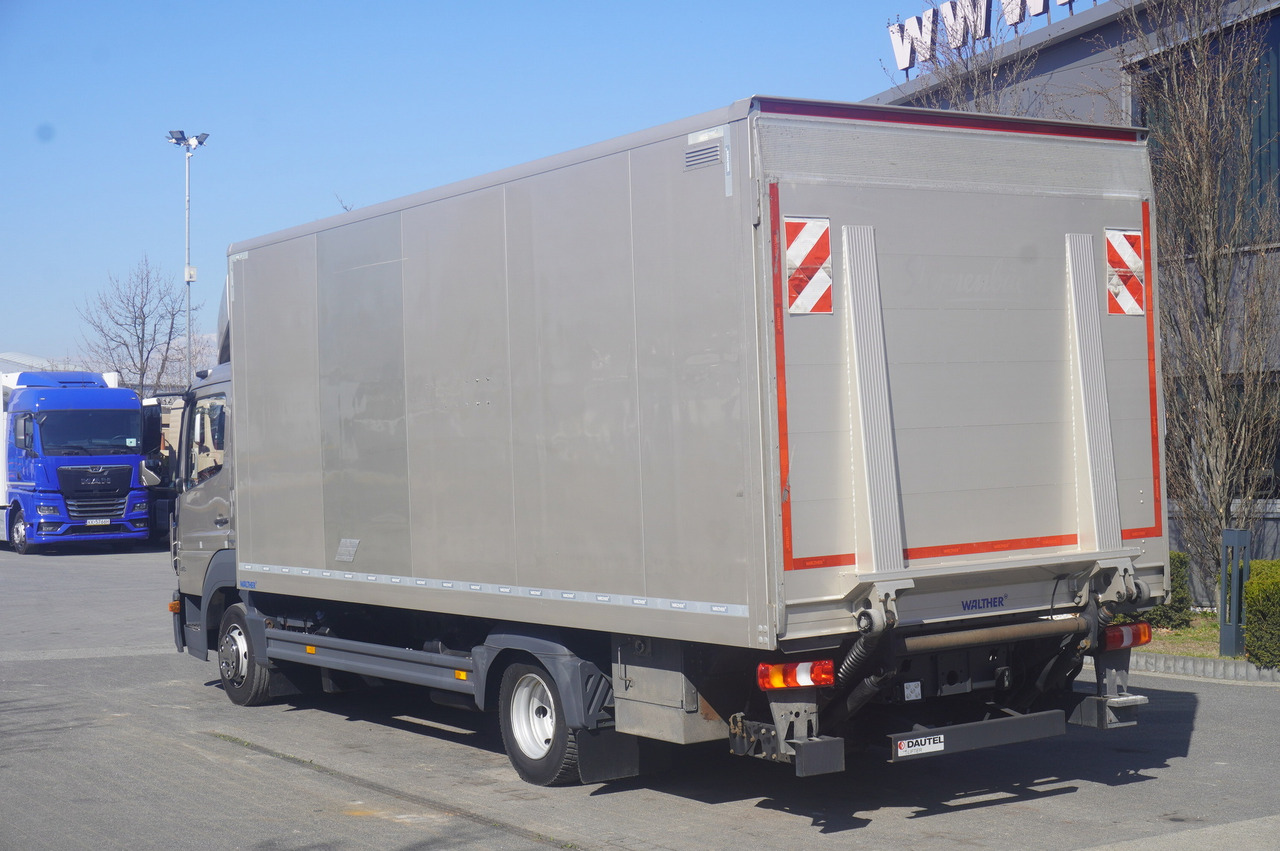 MERCEDES-BENZ Atego 818 / Box superstructure / DAUTEL tailgate 1.5T - Camión caja cerrada: foto 3 MERCEDES-BENZ Atego 818 / Box superstructure / DAUTEL tailgate 1.5T - Camión caja cerrada: foto 3