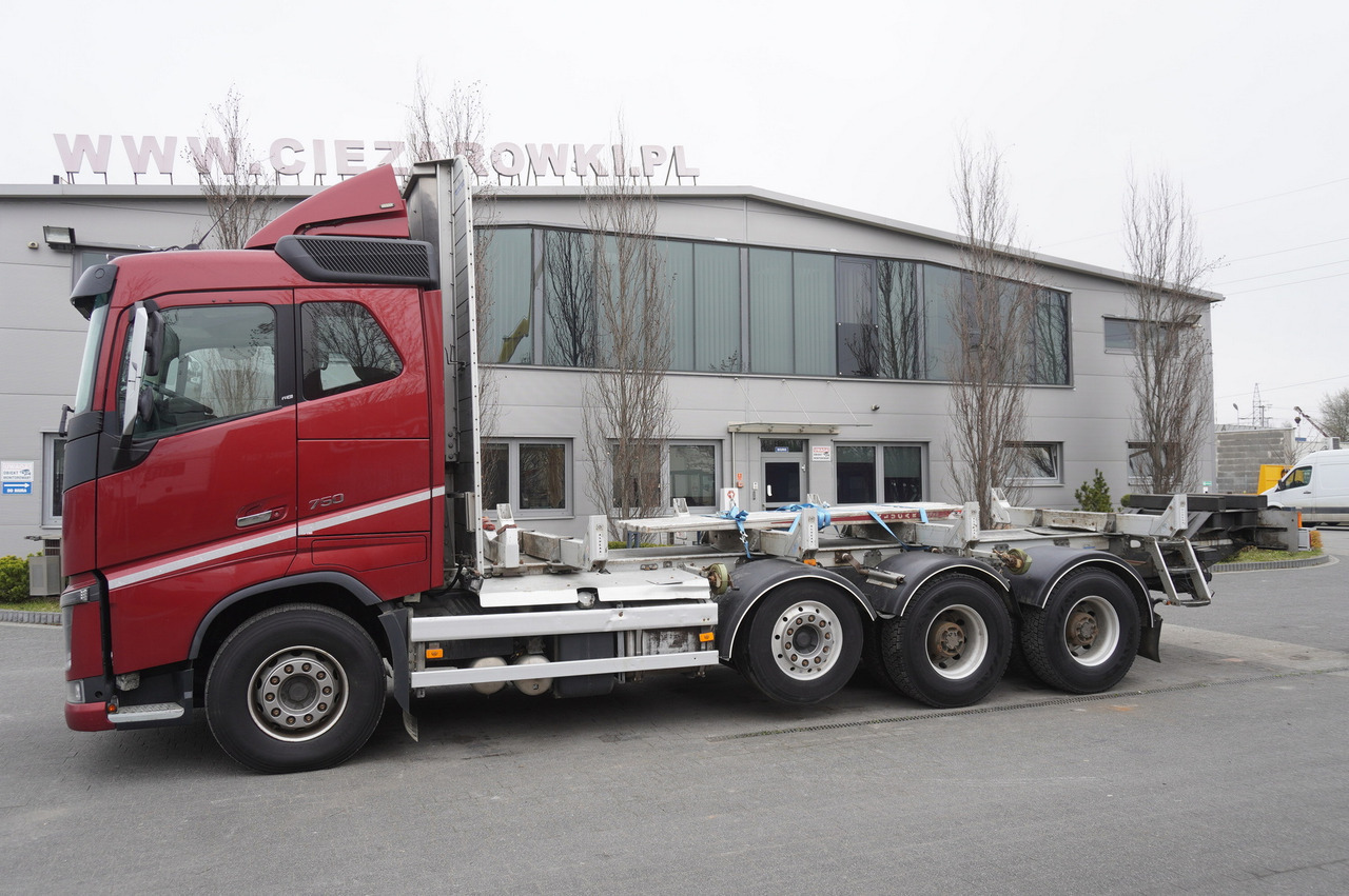 VOLVO FH16 750 / Frame 8 m / 750 HP! / 2021 / stanchion superstructure - Camión chasis: foto 4 VOLVO FH16 750 / Frame 8 m / 750 HP! / 2021 / stanchion superstructure - Camión chasis: foto 4