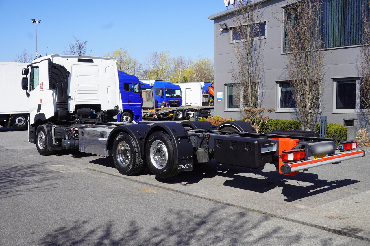 Volvo Renault T520 DTI 13 6x2 / Chassis 8.3 m / 2022 / steered axle - Camión chasis: foto 3 Volvo Renault T520 DTI 13 6x2 / Chassis 8.3 m / 2022 / steered axle - Camión chasis: foto 3