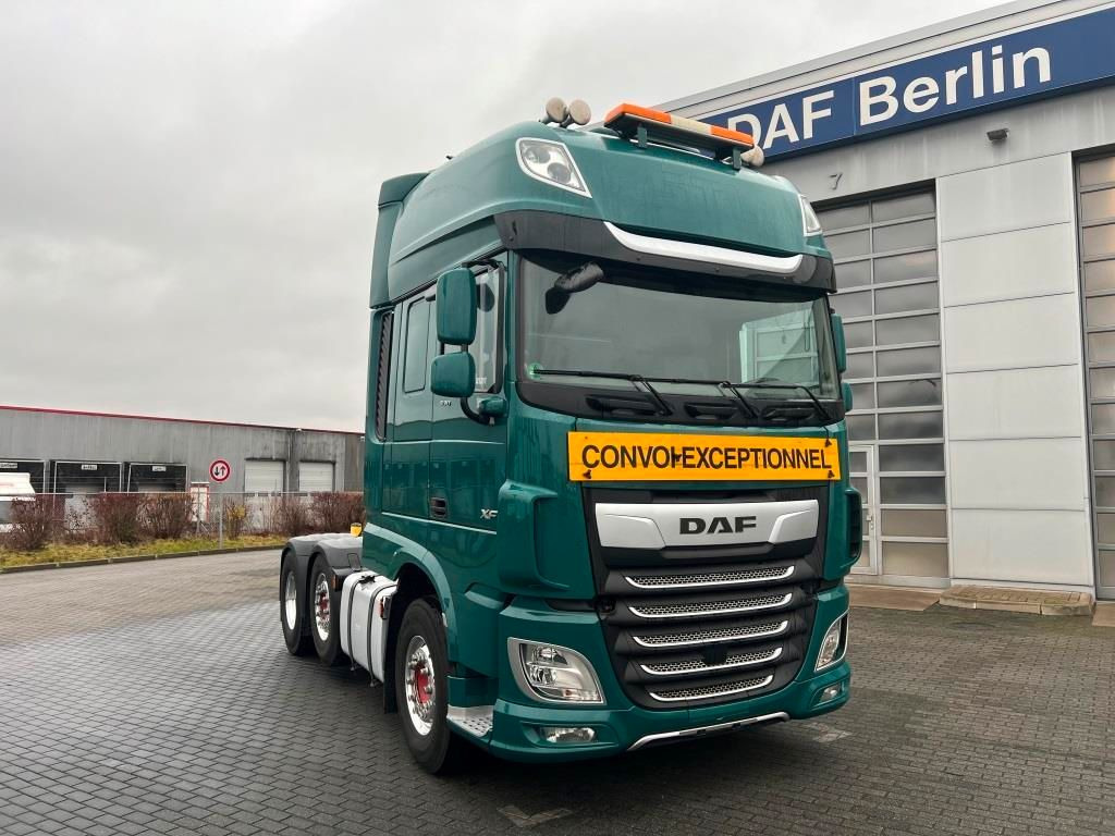 DAF XF 530 SSC FTG Liftlenkachse Retarder Standklima - Cabeza tractora: foto 1 DAF XF 530 SSC FTG Liftlenkachse Retarder Standklima - Cabeza tractora: foto 1