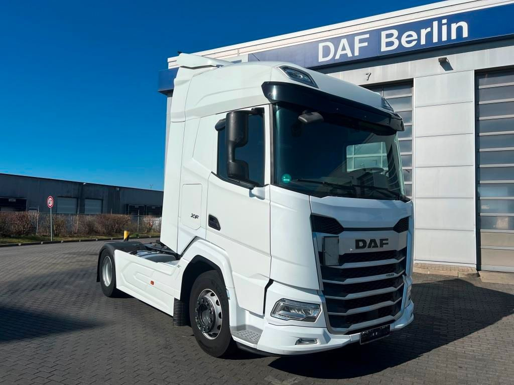 DAF XFn 480 FT Intarder 2xTank 1.105 L Vollspoiler - Cabeza tractora: foto 1 DAF XFn 480 FT Intarder 2xTank 1.105 L Vollspoiler - Cabeza tractora: foto 1