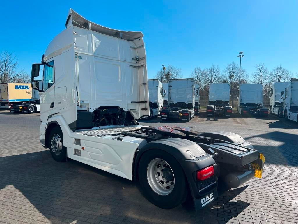 DAF XFn 480 FT Intarder 2xTank 1.105 L Vollspoiler - Cabeza tractora: foto 3 DAF XFn 480 FT Intarder 2xTank 1.105 L Vollspoiler - Cabeza tractora: foto 3