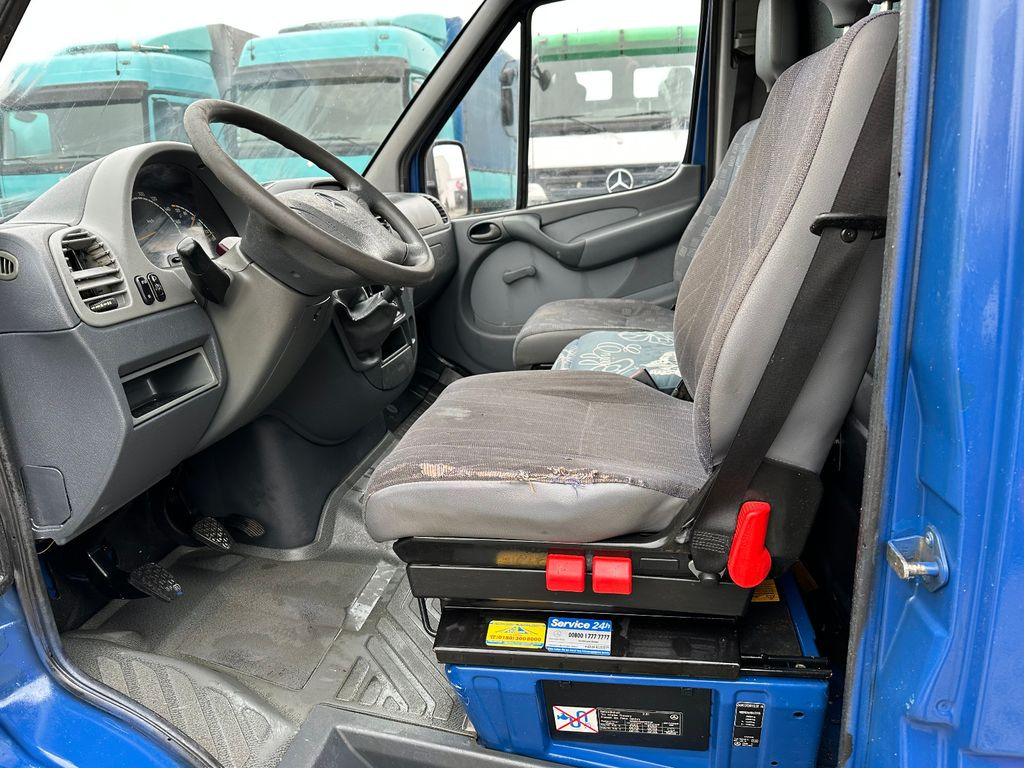 Furgoneta pequeña Mercedes-Benz 211 CDI: foto 10