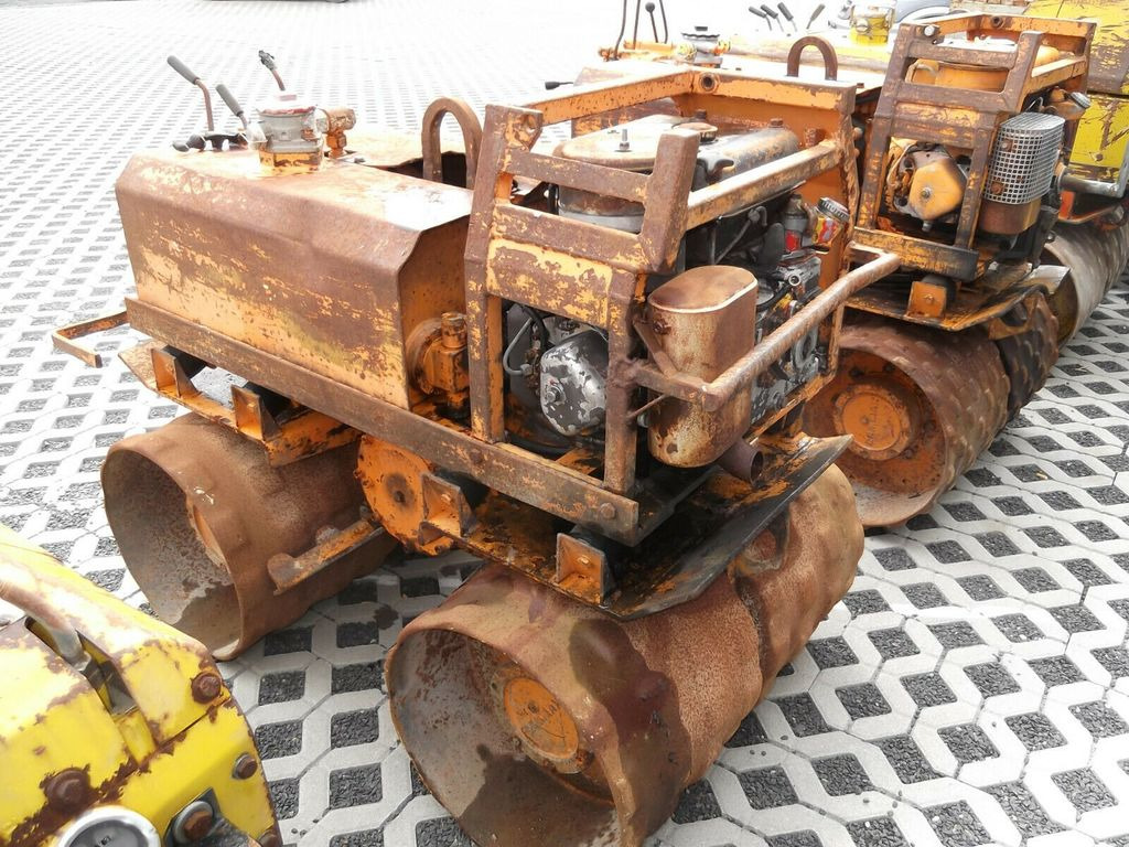 Rammax RW 1402 - Mini compactadora: foto 3 Rammax RW 1402 - Mini compactadora: foto 3