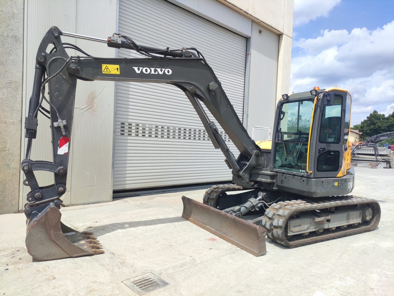 VOLVO ECR88D - Excavadora de cadenas: foto 1 VOLVO ECR88D - Excavadora de cadenas: foto 1