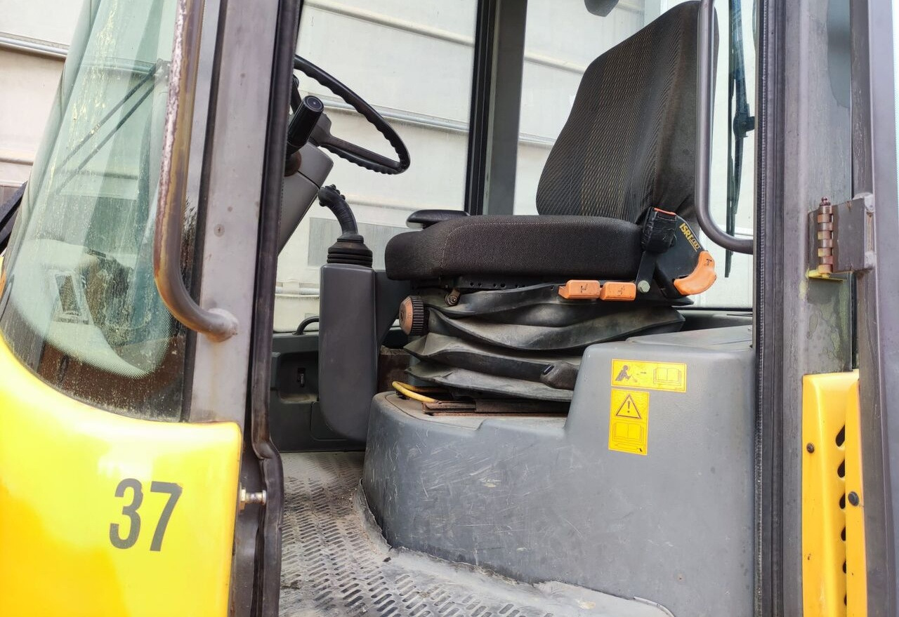 Volvo L30B - Cargadora de ruedas: foto 2 Volvo L30B - Cargadora de ruedas: foto 2