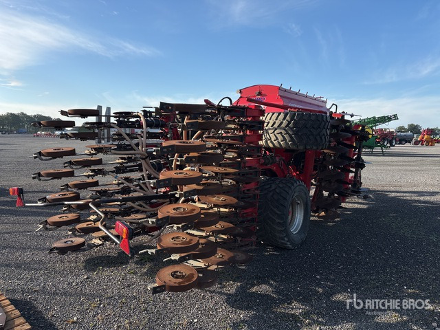 2012 Sumo 3-Point Versaplus 4 Meter Seed Drill - Combinado de siembra: foto 3 2012 Sumo 3-Point Versaplus 4 Meter Seed Drill - Combinado de siembra: foto 3