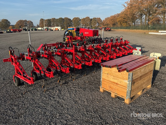 2023 Steketee EC-Weeder 7 - Equipo para trabajo del suelo: foto 3 2023 Steketee EC-Weeder 7 - Equipo para trabajo del suelo: foto 3