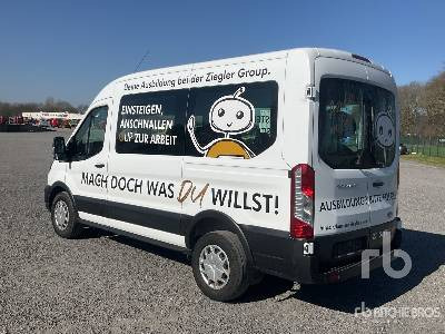 FORD TRANSIT COSTUM Trend 2.0L HPCR - 350M 4x2 8 - Furgón: foto 2 FORD TRANSIT COSTUM Trend 2.0L HPCR - 350M 4x2 8 - Furgón: foto 2