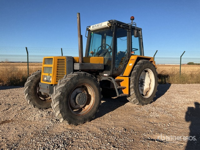 1987 Renault 106.14 4WD Tractor - Tractor: foto 2 1987 Renault 106.14 4WD Tractor - Tractor: foto 2