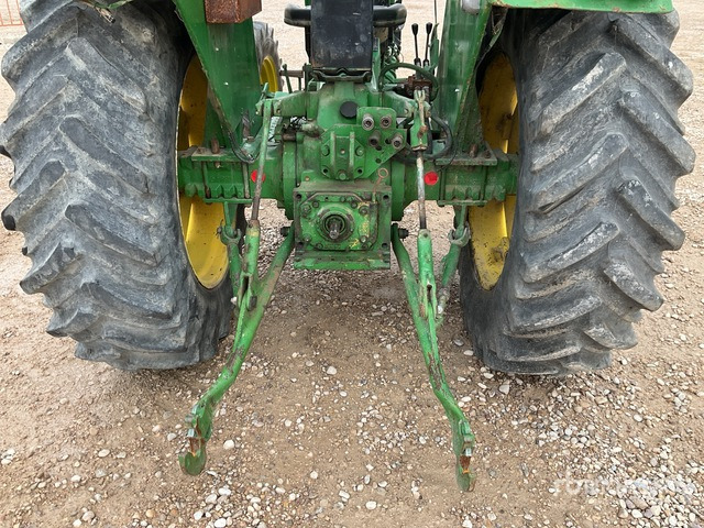 1990 John Deere 2450 4WD Tractor - Tractor: foto 5 1990 John Deere 2450 4WD Tractor - Tractor: foto 5