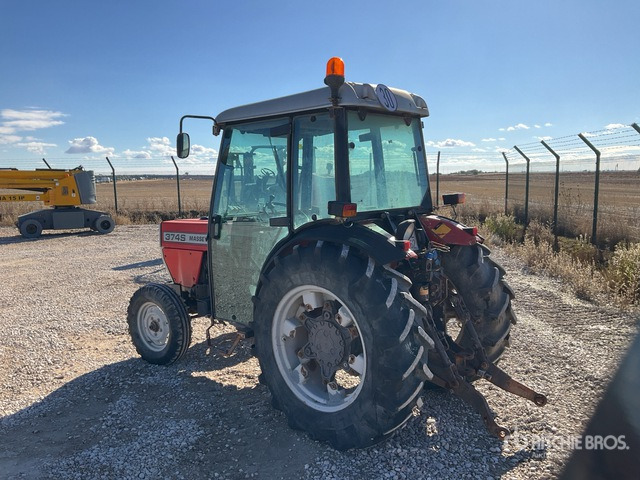 1997 Massey Ferguson 374S 2WD Tractor - Tractor: foto 3 1997 Massey Ferguson 374S 2WD Tractor - Tractor: foto 3