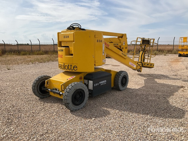 1999 Haulotte HA15I 2WD Electric Articulating Boom Lift - Plataforma articulada: foto 1 1999 Haulotte HA15I 2WD Electric Articulating Boom Lift - Plataforma articulada: foto 1
