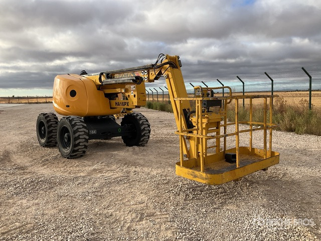 2003 Haulotte HA16PXNT 4WD Diesel Articulating Boom Lift - Plataforma articulada: foto 3 2003 Haulotte HA16PXNT 4WD Diesel Articulating Boom Lift - Plataforma articulada: foto 3
