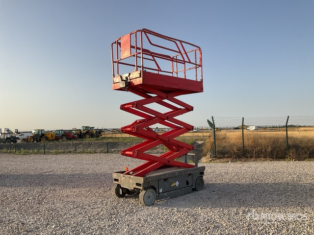2007 Haulotte Compact 10 Electric (Inoperable) Scissor Lift - Plataforma de tijeras: foto 2 2007 Haulotte Compact 10 Electric (Inoperable) Scissor Lift - Plataforma de tijeras: foto 2