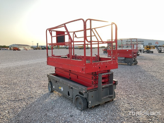 2007 Haulotte Compact 10 Electric (Inoperable) Scissor Lift - Plataforma de tijeras: foto 3 2007 Haulotte Compact 10 Electric (Inoperable) Scissor Lift - Plataforma de tijeras: foto 3