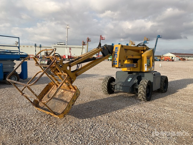 2007 Haulotte HA12PX 4WD Diesel Articulating Boom Lift - Plataforma articulada: foto 3 2007 Haulotte HA12PX 4WD Diesel Articulating Boom Lift - Plataforma articulada: foto 3