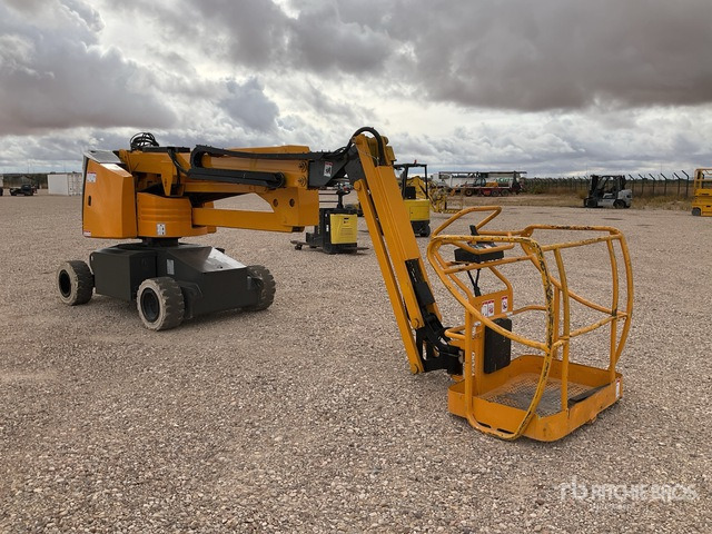 2007 Haulotte HA15IP 2WD Electric Articulating Boom Lift - Plataforma articulada: foto 3 2007 Haulotte HA15IP 2WD Electric Articulating Boom Lift - Plataforma articulada: foto 3