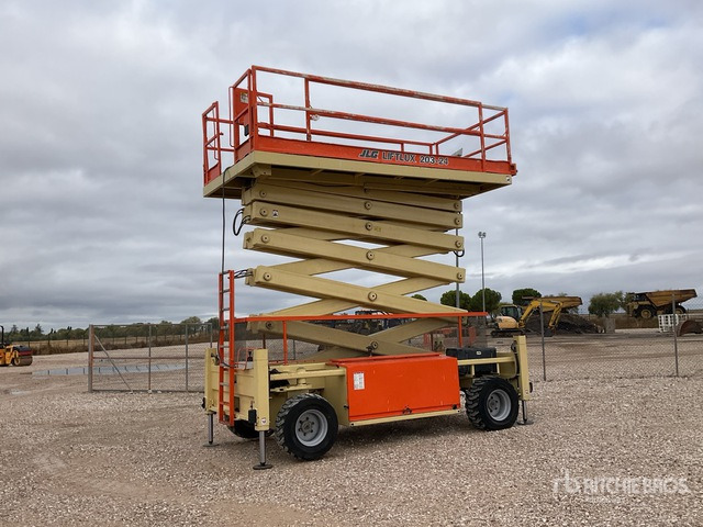 2007 JLG 203-24 4x4 Diesel Scissor Lift - Plataforma de tijeras: foto 2 2007 JLG 203-24 4x4 Diesel Scissor Lift - Plataforma de tijeras: foto 2