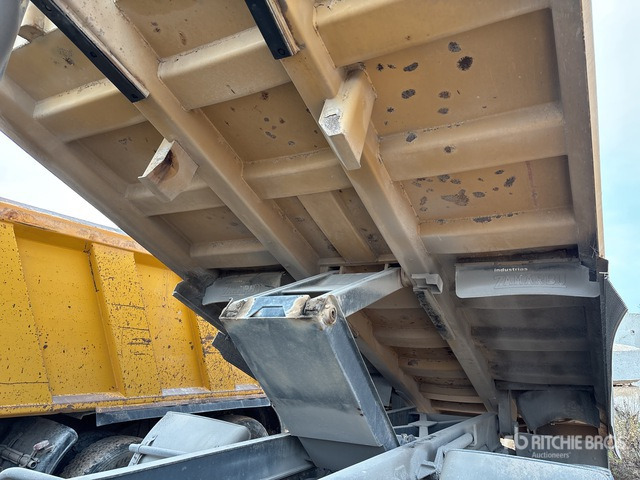 2007 Mercedes Benz Actros 3336K 6x4 T/A Dump Truck - Camión volquete: foto 5 2007 Mercedes Benz Actros 3336K 6x4 T/A Dump Truck - Camión volquete: foto 5