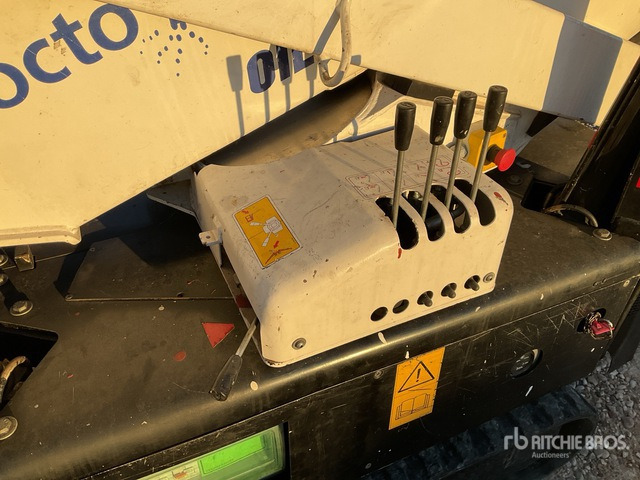 2007 Oil & Steel OCTOPUSSY 1715 Crawler Diesel Articulating Boom Lift - Plataforma articulada: foto 4 2007 Oil & Steel OCTOPUSSY 1715 Crawler Diesel Articulating Boom Lift - Plataforma articulada: foto 4