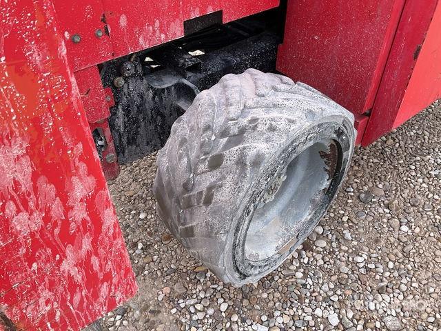 2011 Manitou 120SC 4x4 Diesel Scissor Lift - Plataforma de tijeras: foto 5 2011 Manitou 120SC 4x4 Diesel Scissor Lift - Plataforma de tijeras: foto 5