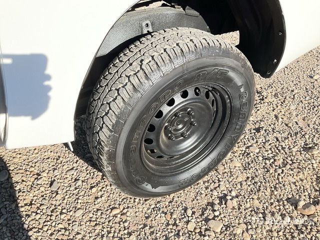 2021 Toyota Hilux 4x4 Crew Cab Pickup - Pick-up: foto 5 2021 Toyota Hilux 4x4 Crew Cab Pickup - Pick-up: foto 5