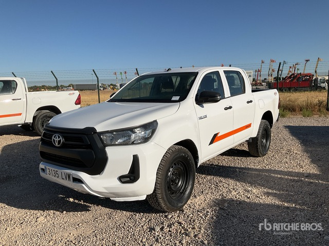 2021 Toyota Hilux 4x4 Crew Cab Pickup - Pick-up: foto 1 2021 Toyota Hilux 4x4 Crew Cab Pickup - Pick-up: foto 1