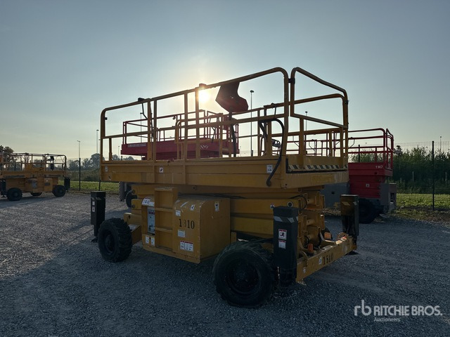 2007 Haulotte H12SX Diesel (Inoperable) Scissor Lift - Plataforma de tijeras: foto 1 2007 Haulotte H12SX Diesel (Inoperable) Scissor Lift - Plataforma de tijeras: foto 1