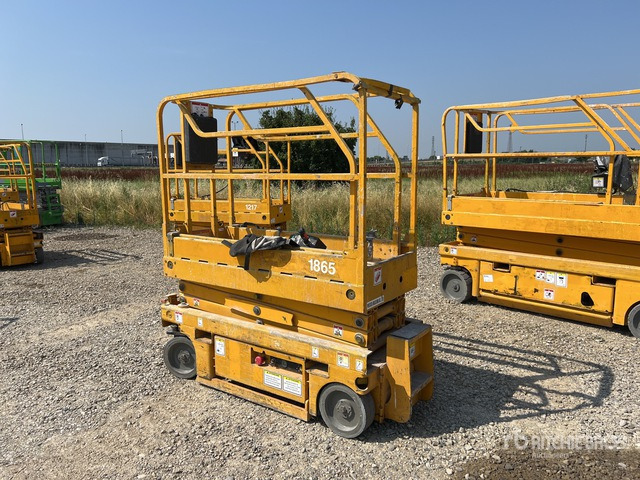 2008 Haulotte Optimum 8 Electric (Inoperable) Scissor Lift - Plataforma de tijeras: foto 4 2008 Haulotte Optimum 8 Electric (Inoperable) Scissor Lift - Plataforma de tijeras: foto 4