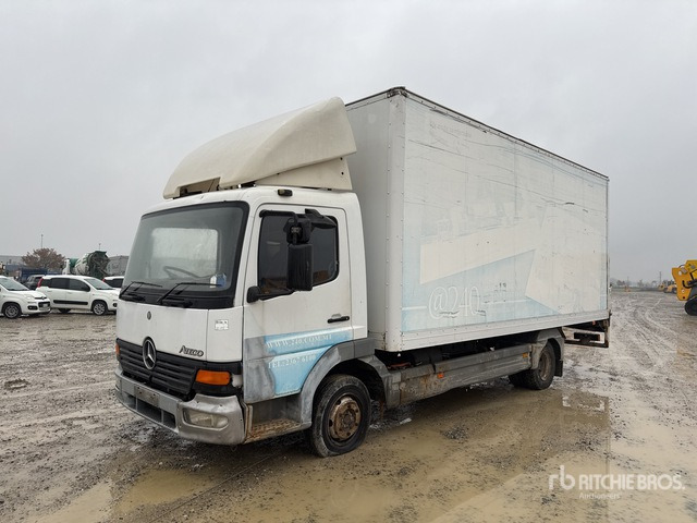 2008 Mercedes-Benz Atego 4x2 Van Truck - Camión caja cerrada: foto 1 2008 Mercedes-Benz Atego 4x2 Van Truck - Camión caja cerrada: foto 1