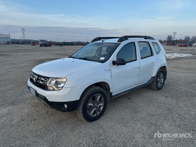 2014 DACIA DUSTER 4WD SUV - SUV/ Todoterreno: foto 1 2014 DACIA DUSTER 4WD SUV - SUV/ Todoterreno: foto 1