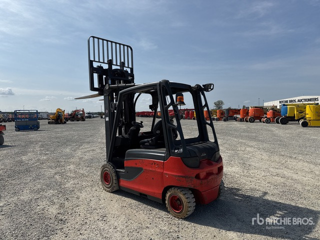 2014 Linde E30L-01 3000 kg Electric Forklift - Carretilla elevadora eléctrica: foto 3 2014 Linde E30L-01 3000 kg Electric Forklift - Carretilla elevadora eléctrica: foto 3